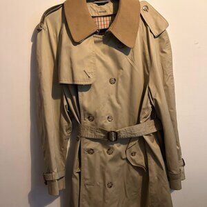 Heavy Weight Vintage Lined Trench Coat Made in Poland – Tan, Size 44